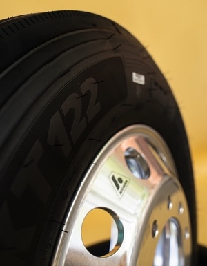 Akuma 295/75 R22.5 AKT122_12 premium truck tire - Libra Truck Tires